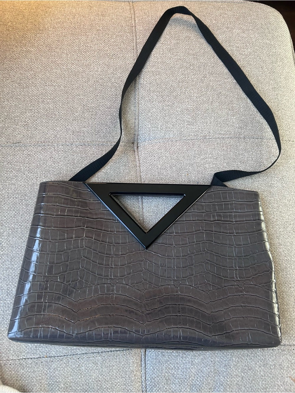 Vintage Fiona Grey Croc Embossed Shoulder Bag Geometric Triangle Frame